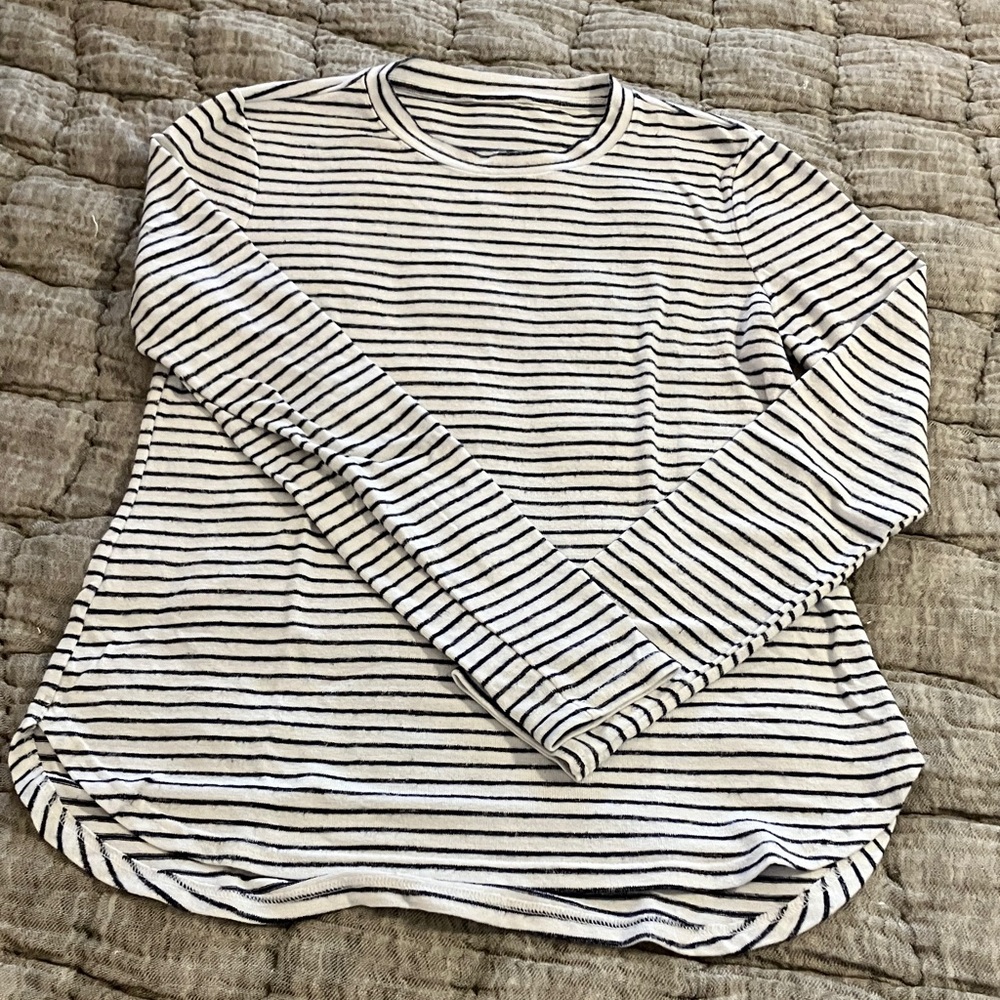 Banana Republic Gray and White black stripe Knit Tops - Picture 5 of 7